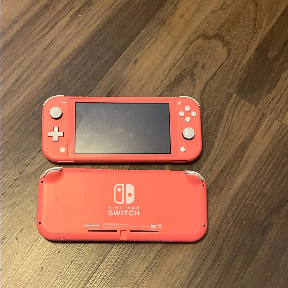 Nintendo Switch Lite - Bright Red